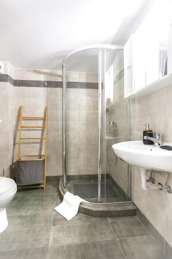 Apartmán The White House Pireus Exteriér fotografie