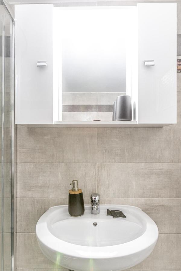 Apartmán The White House Pireus Exteriér fotografie